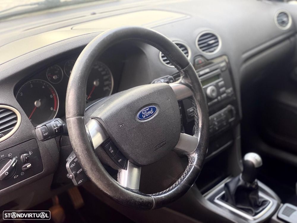 Ford Focus SW 1.6 TDCi Ambiente - 12