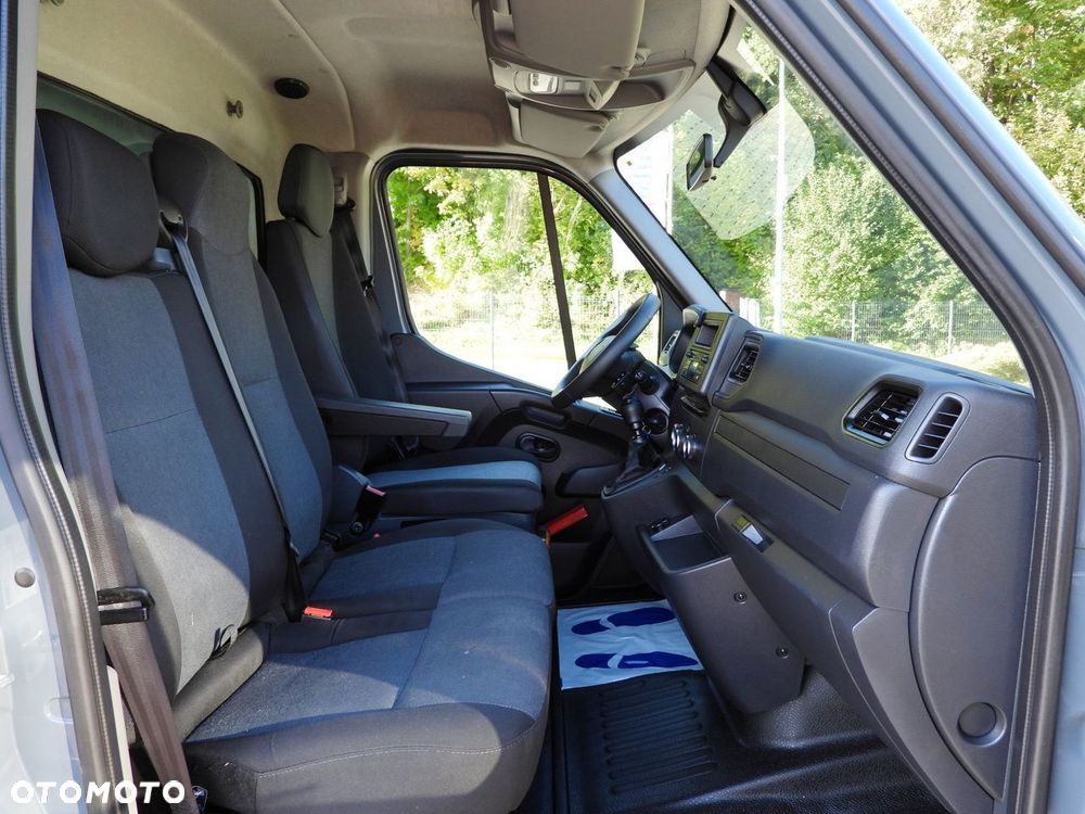 Renault MASTER PLANDEKA 10 PALET WEBASTO TEMPOMAT LEDY PNEUMATYKA KLIMATYZACJA  165KM - 35