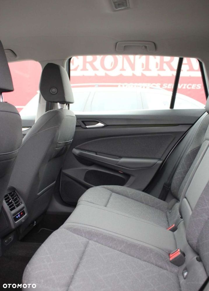 Volkswagen Golf Variant - 14