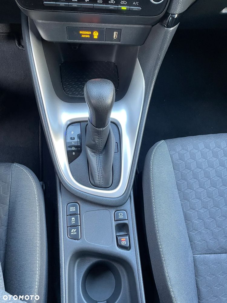 Toyota Yaris - 14