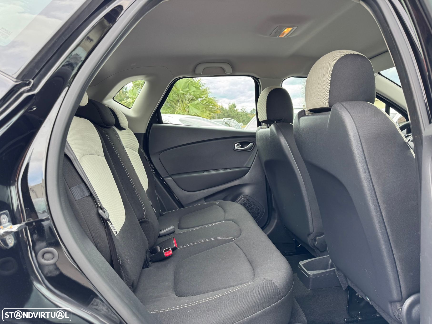 Renault Captur 0.9 TCE Exclusive - 26