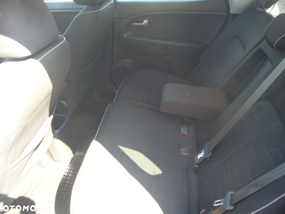Kia Venga 1.4 XL - 13
