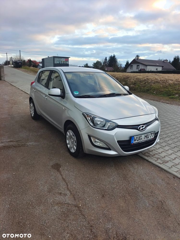 Hyundai i20 - 15