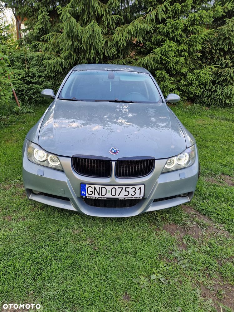 BMW Seria 3 320d DPF - 1