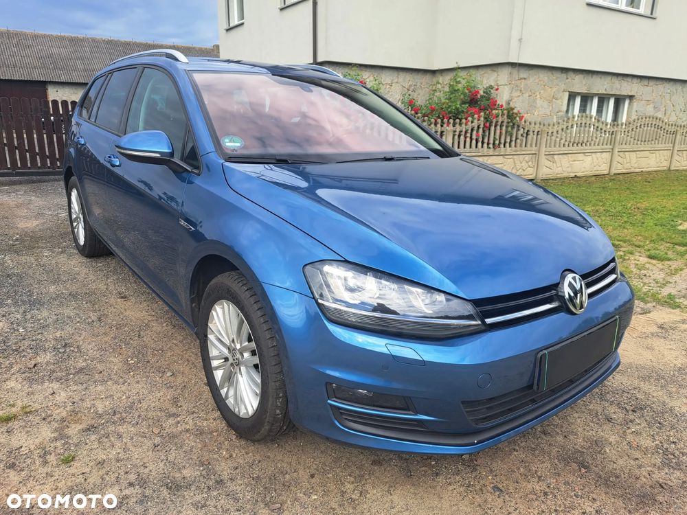 Volkswagen Golf - 5