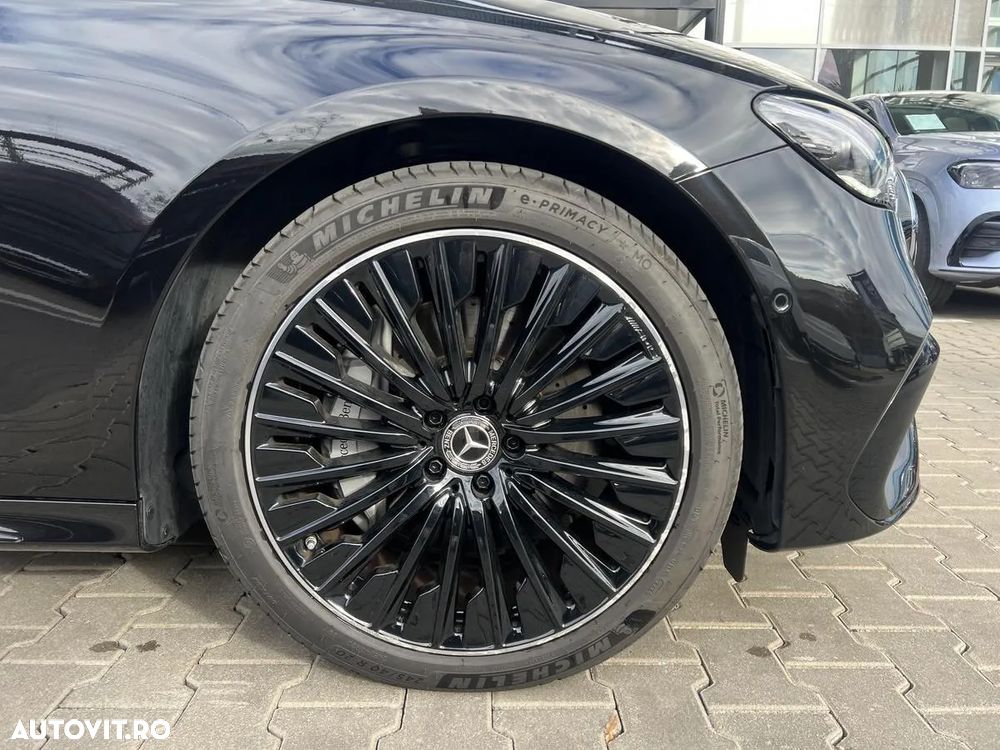 Mercedes-Benz E 400e 4Matic 9G-TRONIC - 15