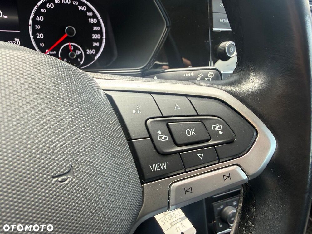 Volkswagen T-Cross - 21