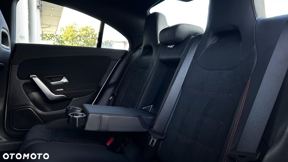 Mercedes-Benz CLA - 18