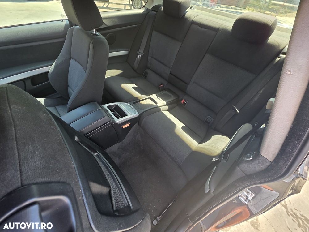 BMW Seria 3 320d DPF - 8