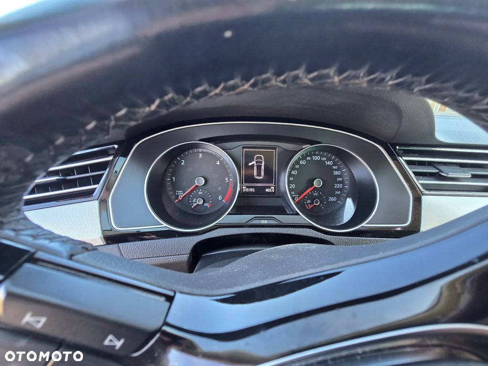Volkswagen Passat Variant 2.0 TDI BMT Comfortline - 14