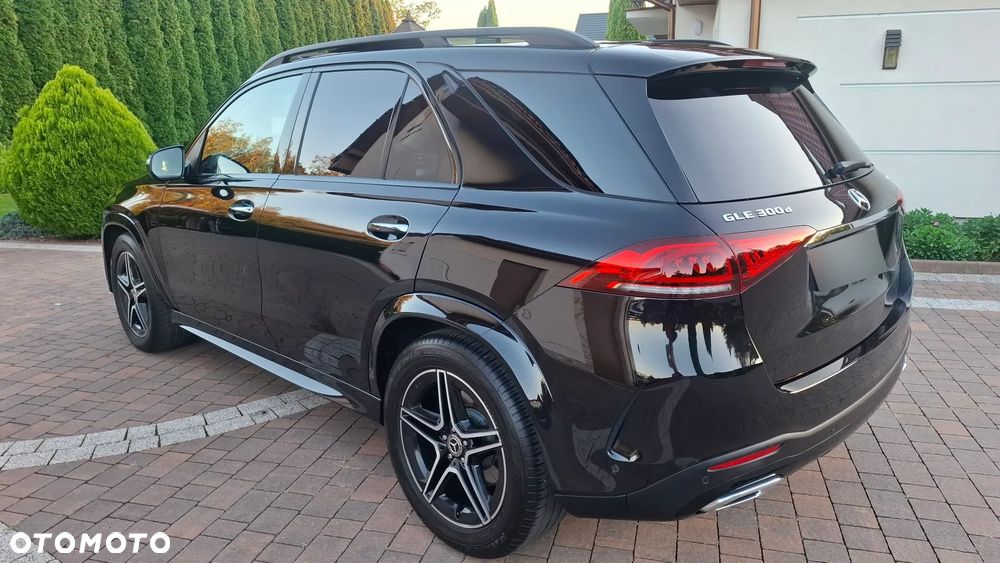 Mercedes-Benz GLE 300 d 4-Matic - 37