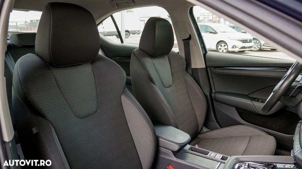 Skoda Octavia 2.0 TDI DSG Ambition - 30