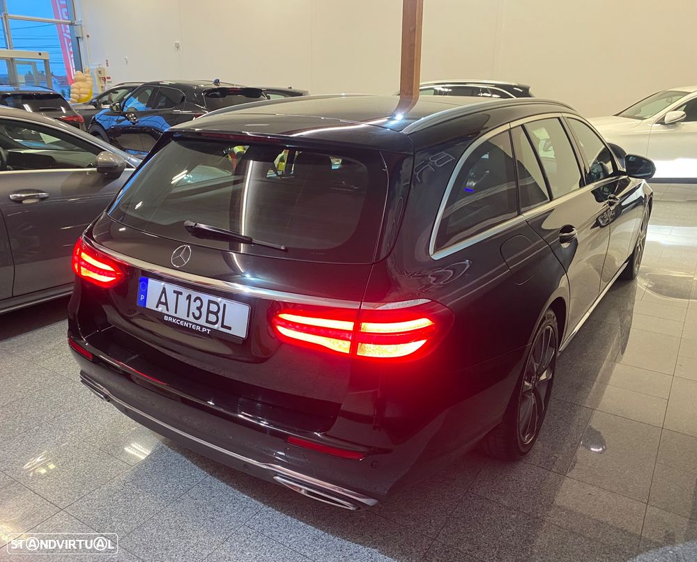 Mercedes-Benz E 220 d Exclusive Line - 3
