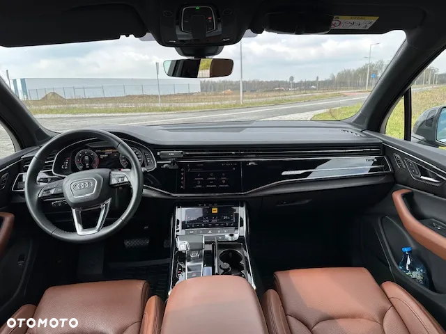 Audi Q7 - 9