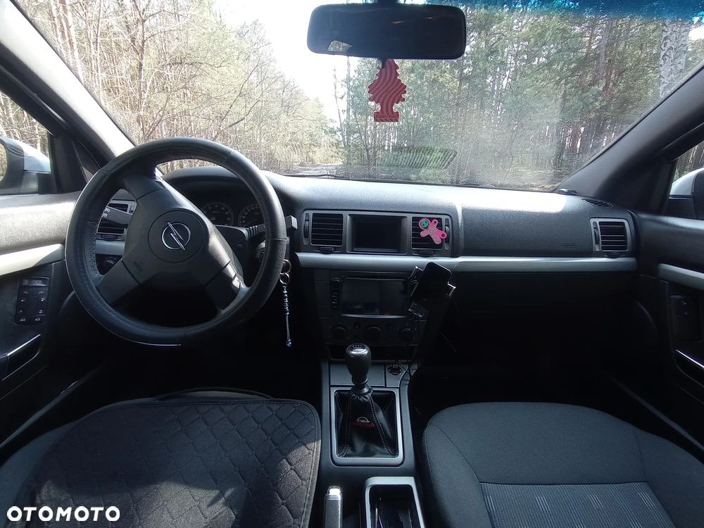 Opel Vectra 1.8 - 4