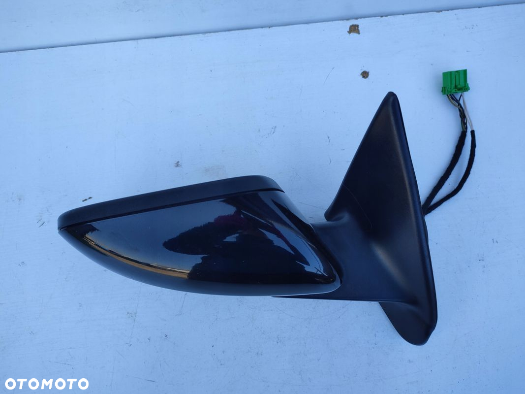 Lusterko prawe VOLVO V70 II EUROPA 8PIN 452-46 - 2
