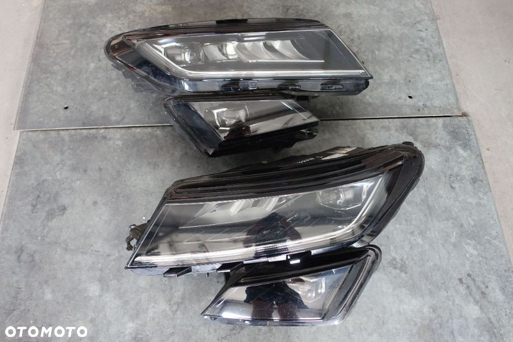 LAMPA LEWY PRAWY PRZÓD KODIAQ FULL LED - 1