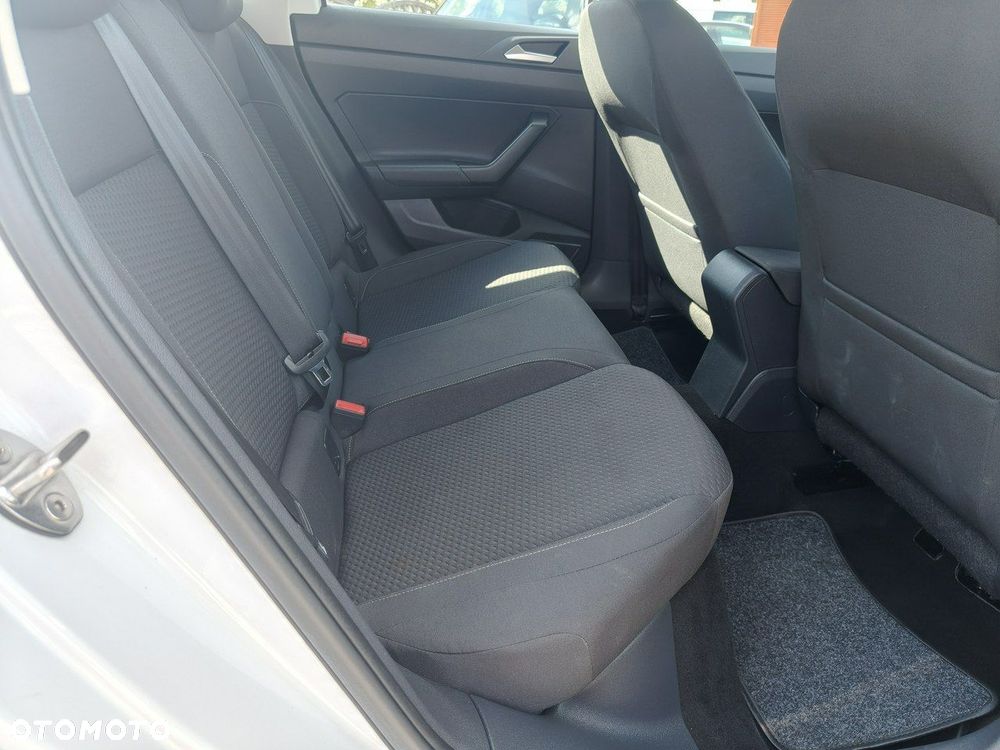 Volkswagen Polo 1.6 TDI SCR Trendline - 21