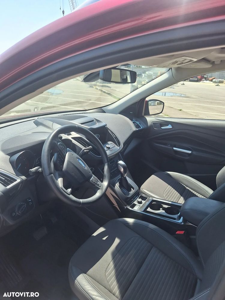 Ford Kuga - 11