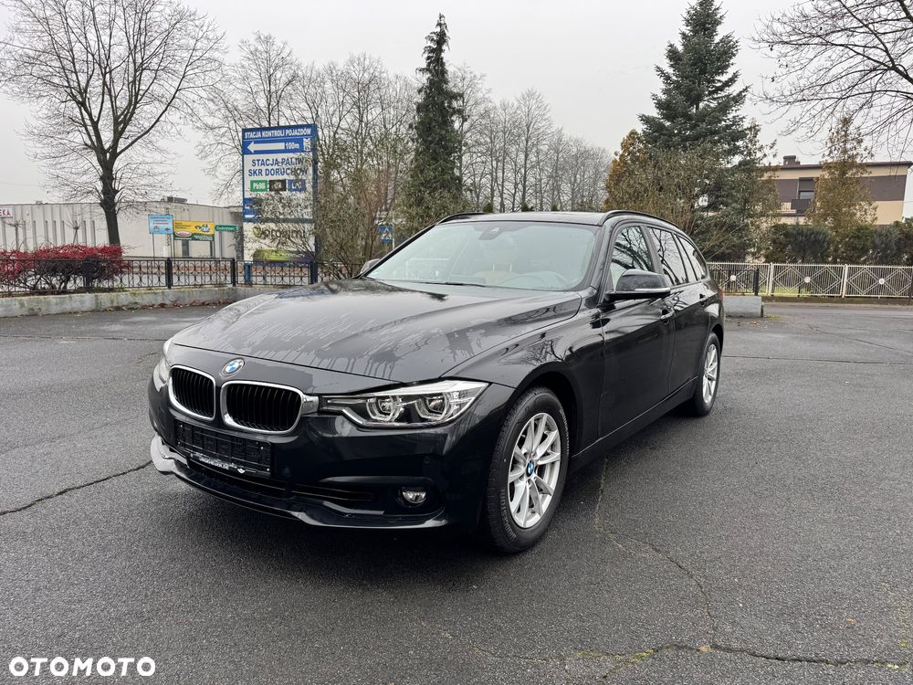 BMW Seria 3 320i Luxury Line - 1