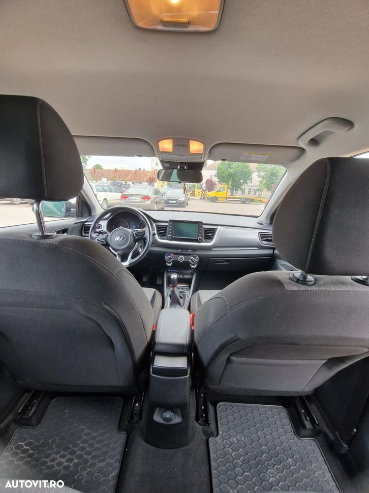 Kia Stonic 1.4 GSL Trend - 12