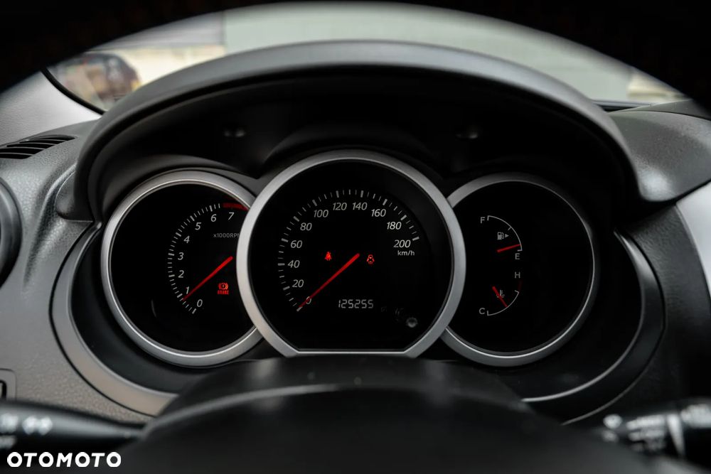 Suzuki Grand Vitara 1.6 Black&White - 29