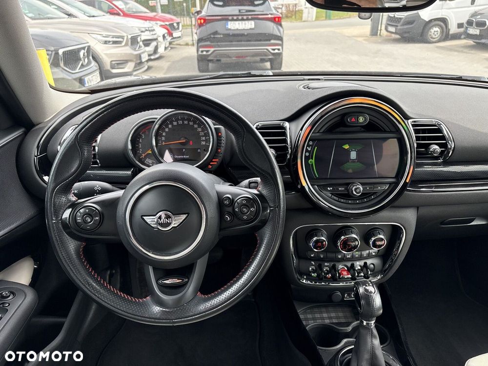 MINI Clubman Cooper D - 10