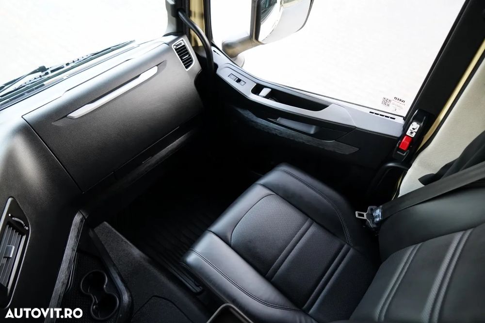 Iveco S-WAY / 570 / RETARDER / I-PARK COOL / FULL AIRMATIC / 100% ANVELOPE / JANTE DIN ALIAJ / PIELE / - 33