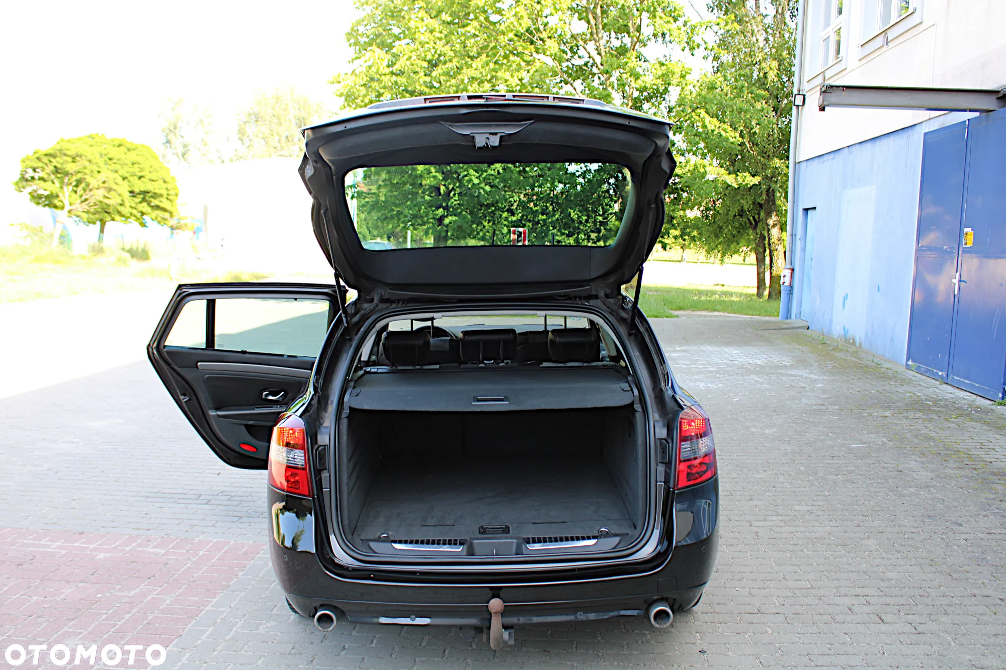 Renault Laguna dCi 175 FAP Bose Edition - 19