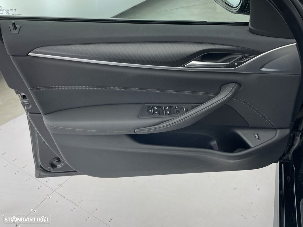 BMW 520 d Pack M Auto - 19