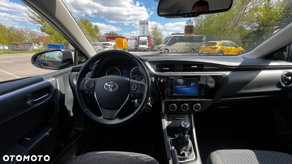 Toyota Corolla 1.6 Active - 21
