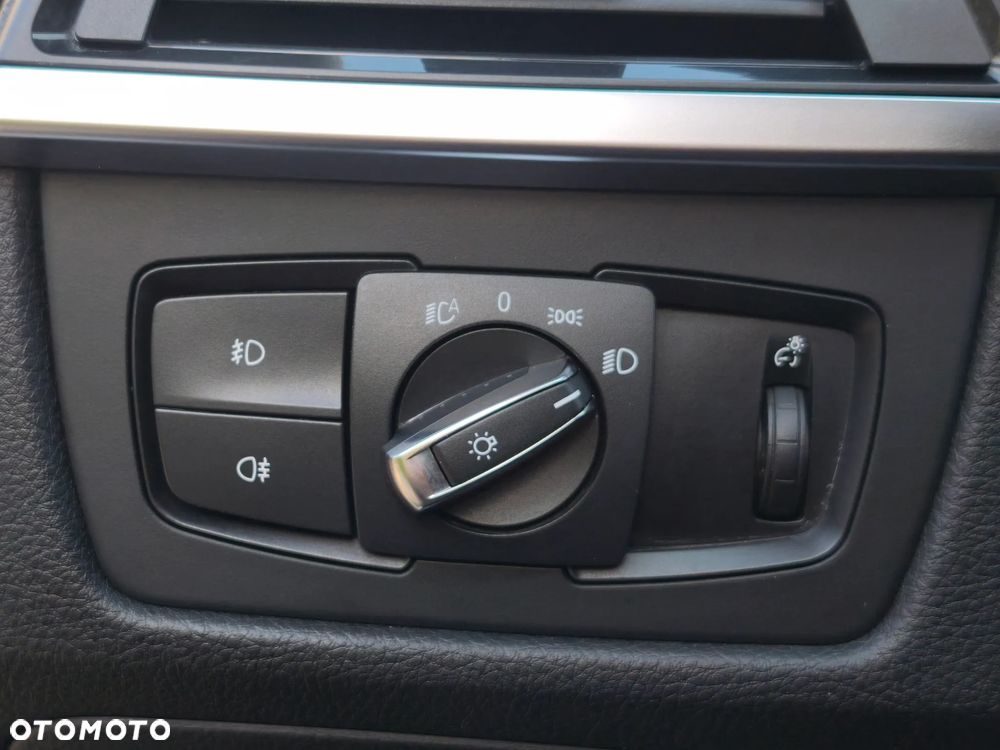 BMW Seria 3 320d Modern Line - 15
