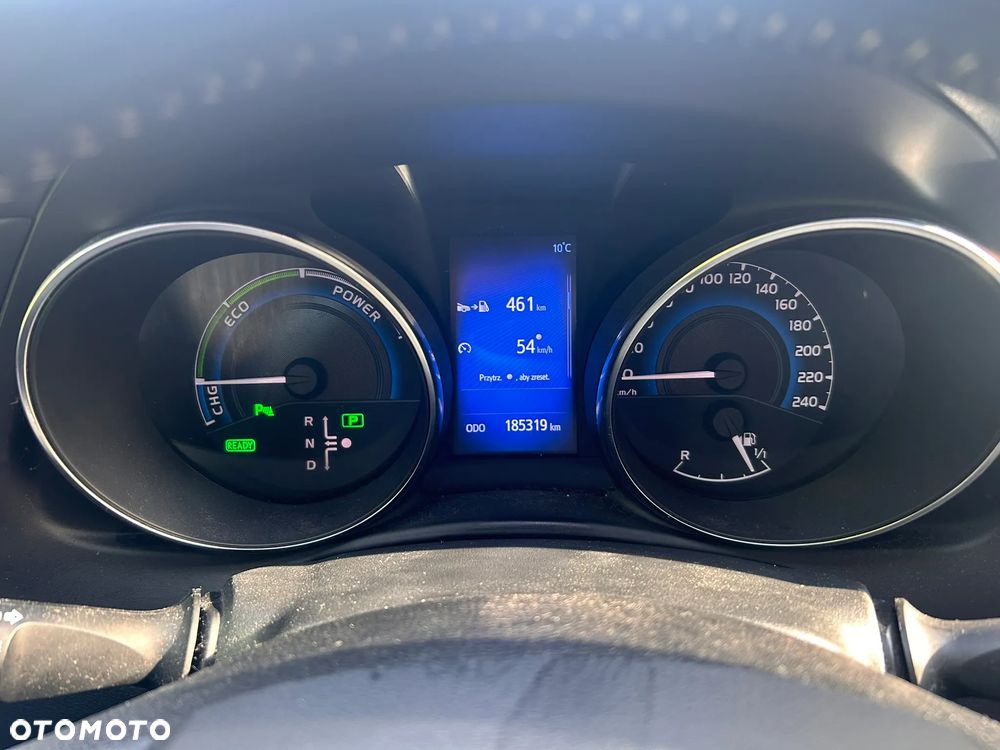 Toyota Auris Hybrid 135 Selection - 6