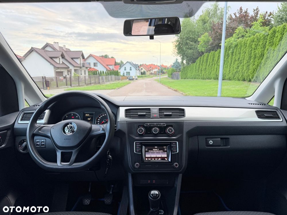 Volkswagen Caddy - 11