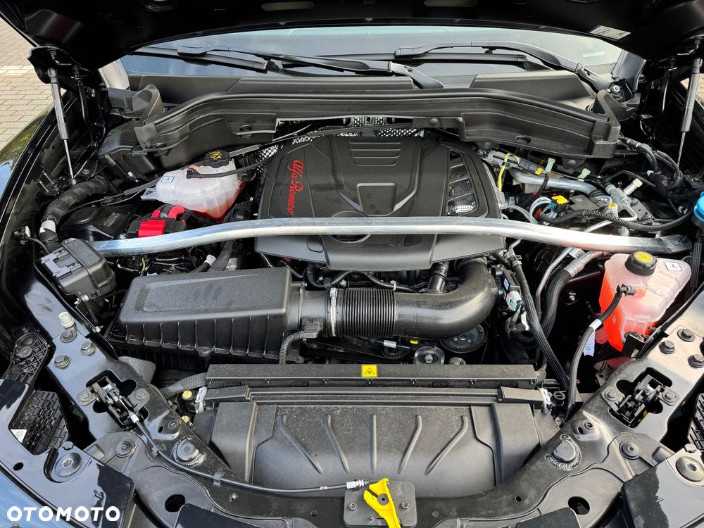 Alfa Romeo Stelvio 2.0 Turbo Intensa Q4 - 32