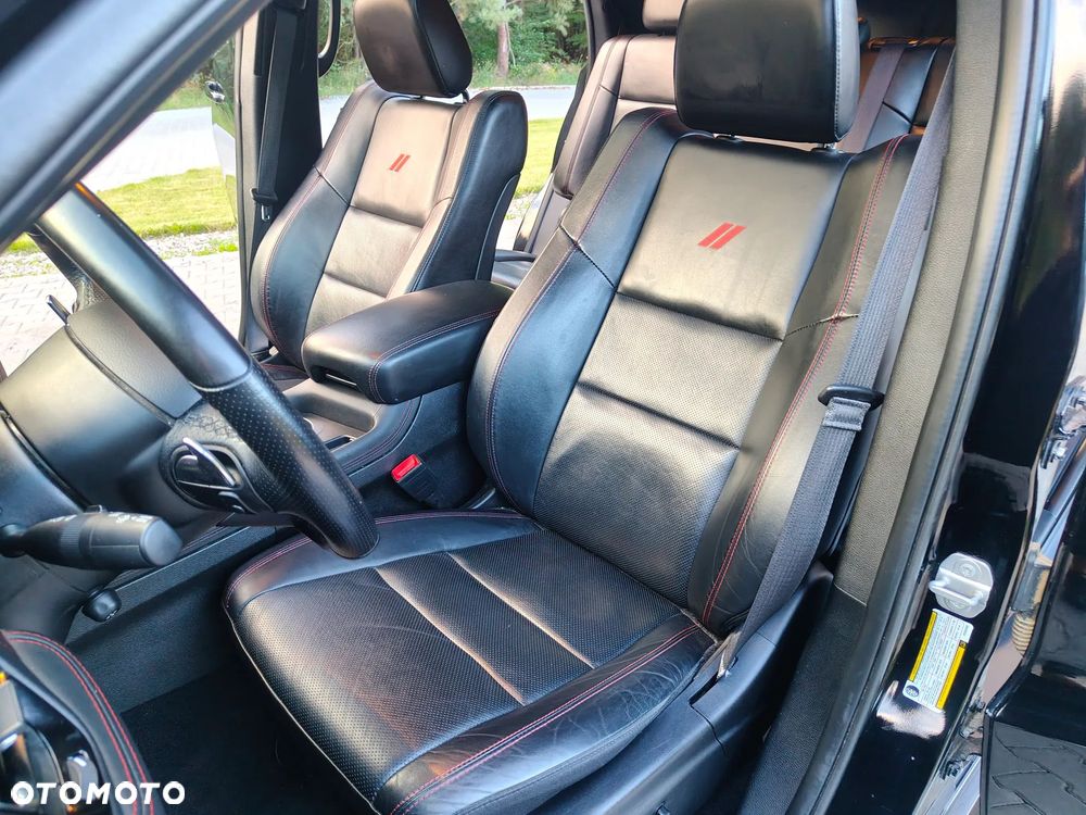 Dodge Durango - 16