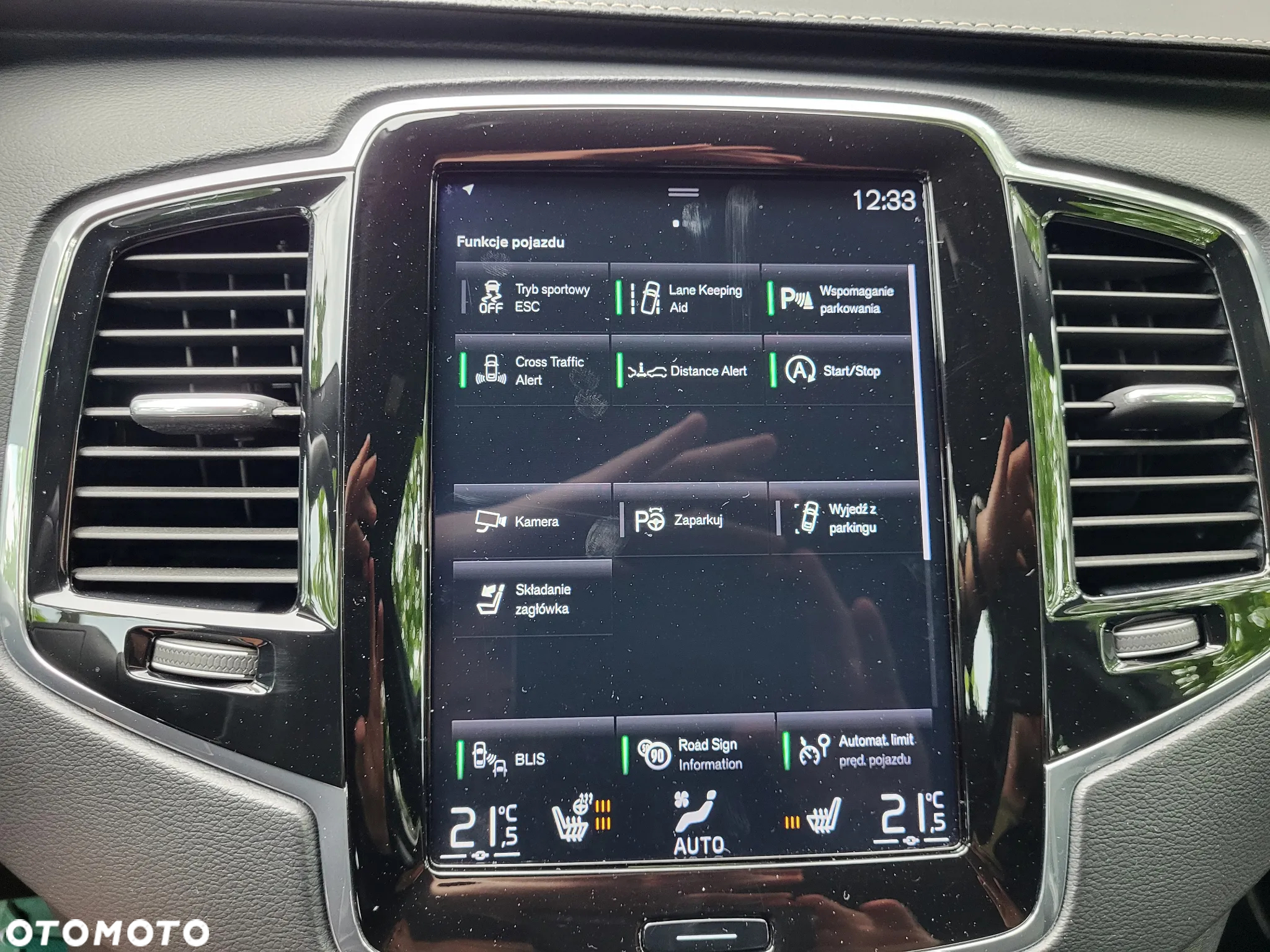 Volvo XC 90 D5 SCR AWD R-Design 7os - 15