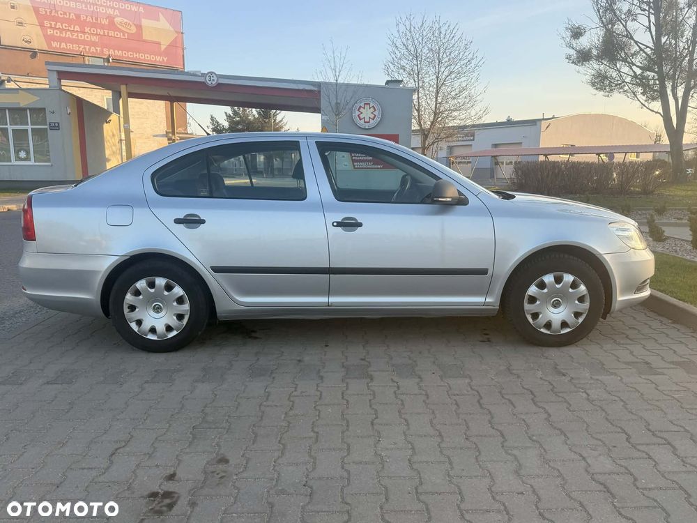 Skoda Octavia 1.6 Tour Classic - 4