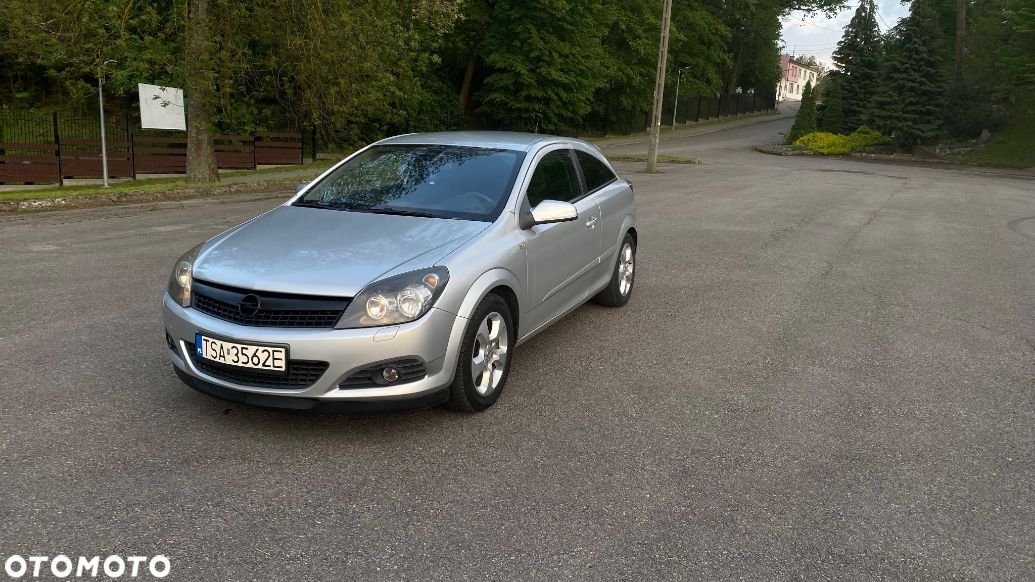 Opel Astra III GTC 1.6 Sport - 9