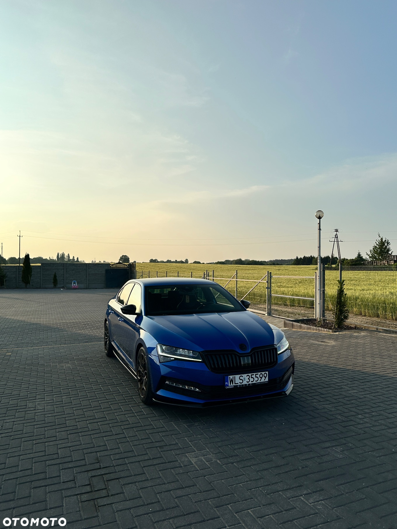 Skoda Superb 2.0 TDI DSG Sportline - 2