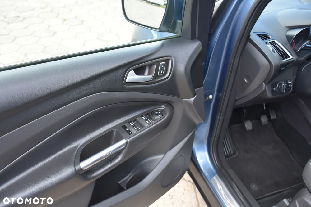 Ford Kuga 2.0 TDCi 4WD Titanium - 13
