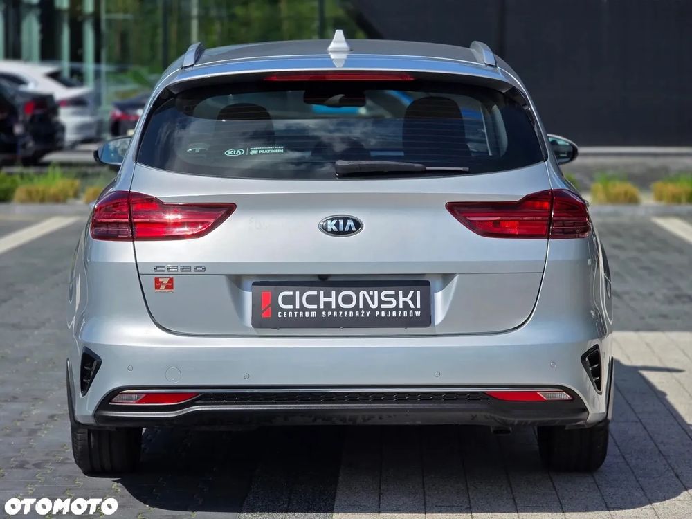Kia Ceed 1.6 CRDi SCR L - 10
