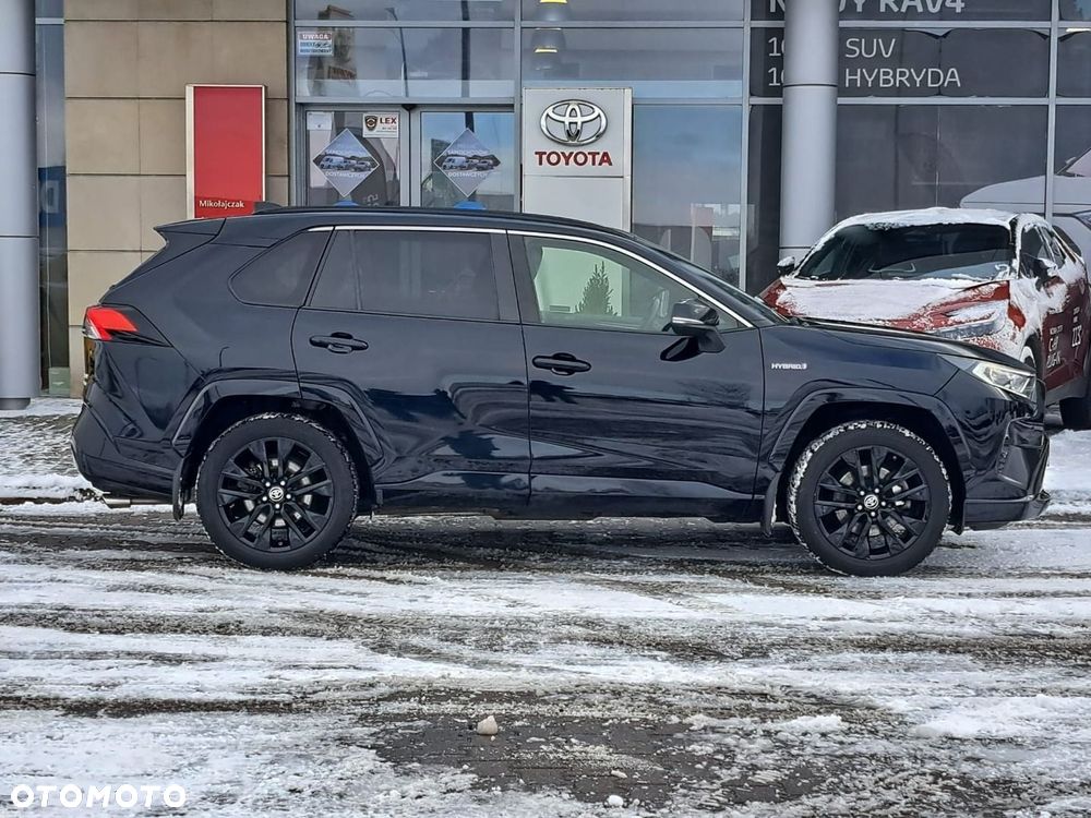 Toyota RAV4 2.5 Hybrid Black Edition by JBL 4x4 - 8