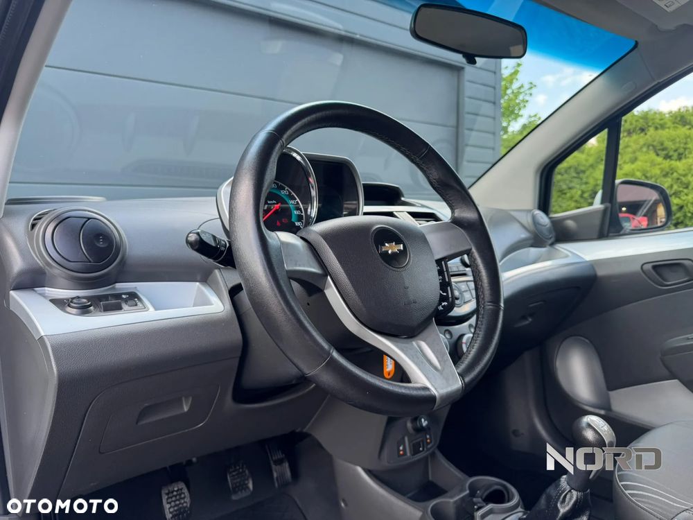 Chevrolet Spark 1.2 LTZ - 13