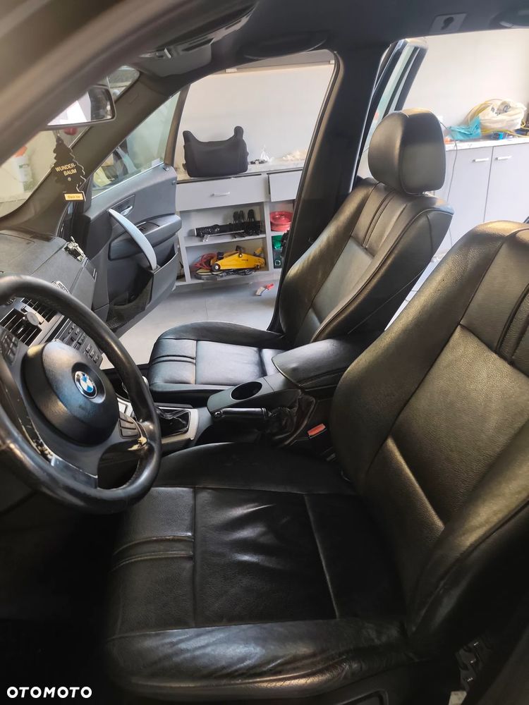 BMW X3 2.5i - 24