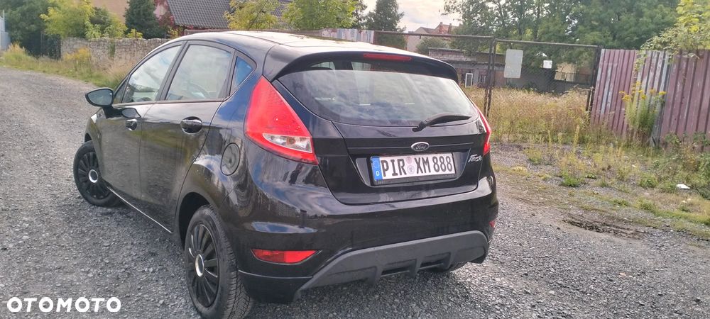 Ford Fiesta - 20