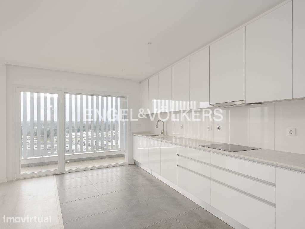 Apartamento T2 com Terraço em Santa Marta do Pinhal, Corroios - Grande imagem: 4/12