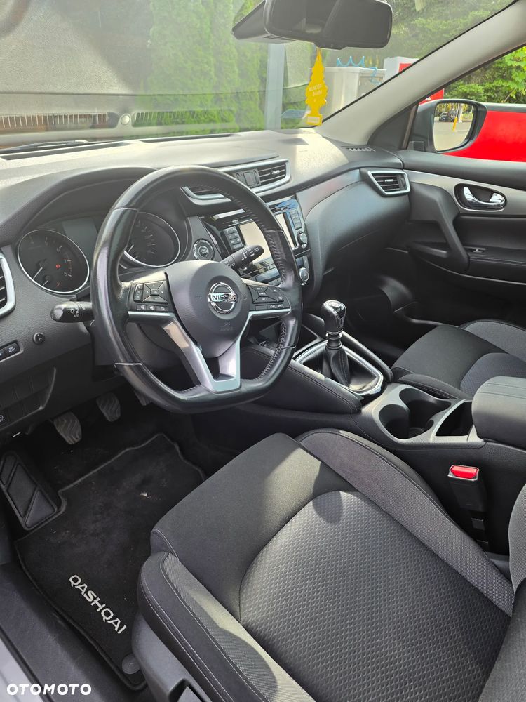 Nissan Qashqai 1.2 DIG-T N-Connecta EU6 - 7
