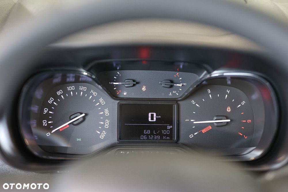 Toyota PROACE CITY - 31