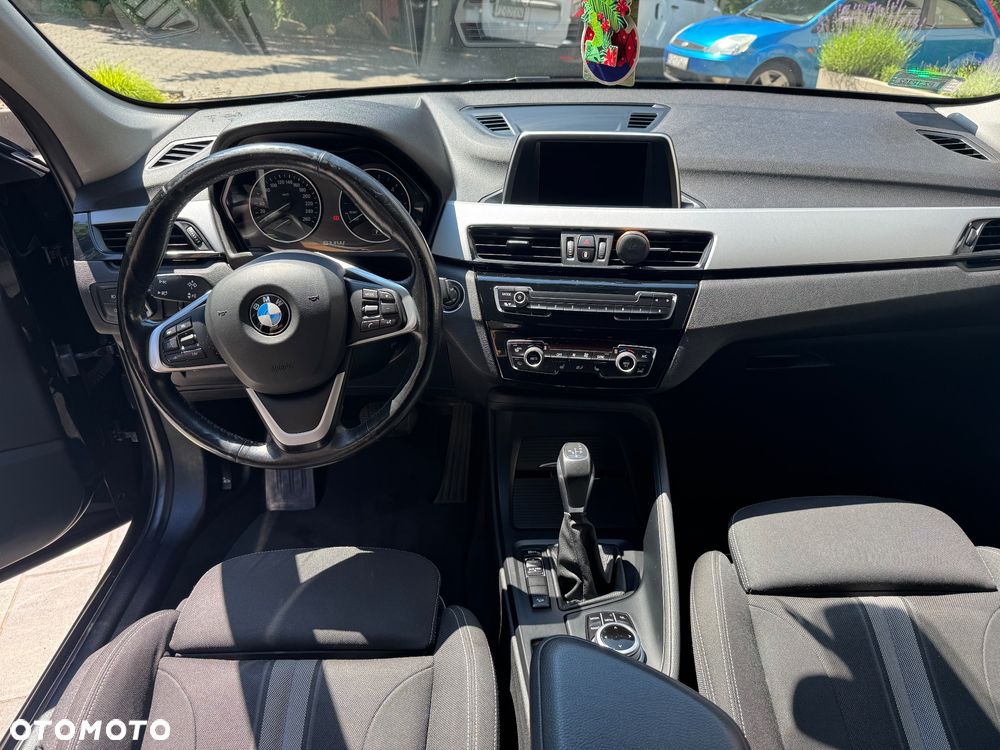 BMW X1 xDrive18d Sport - 10